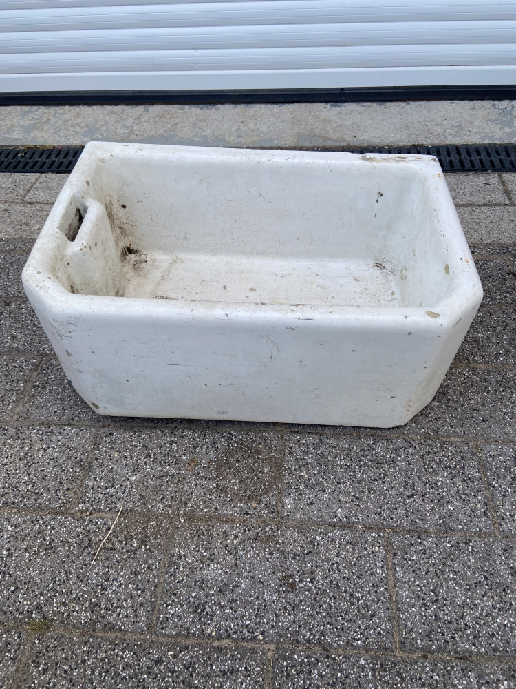 Rare Bulter sink with Chamfered corners 62 x 42 x 28cms