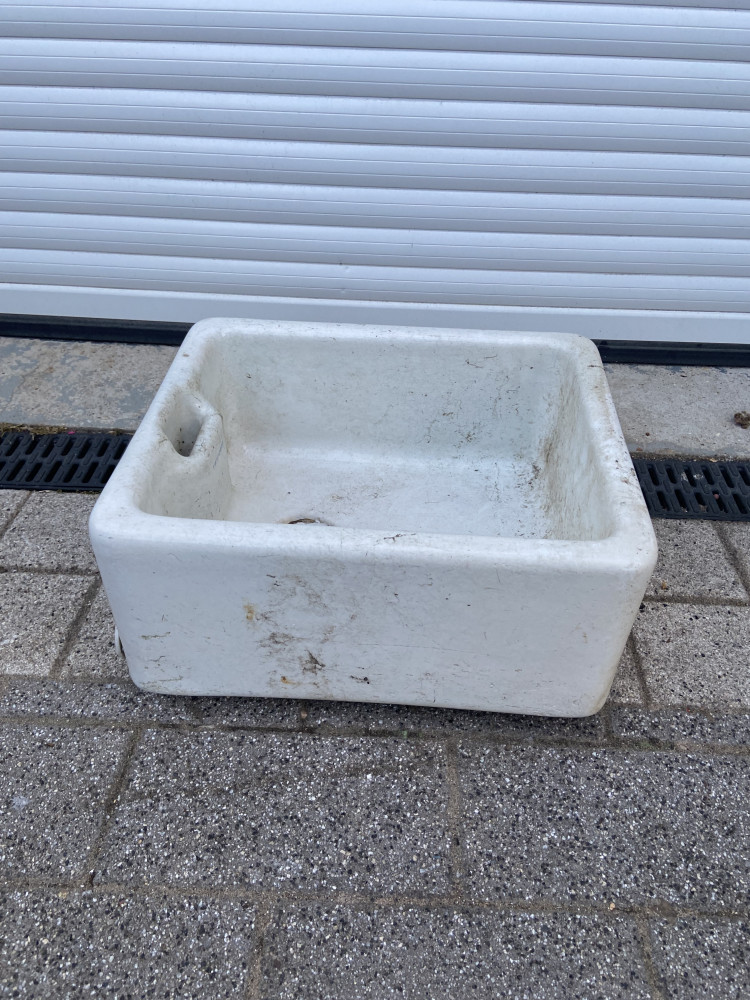 Small Butler Sink 48 x 40 x 22 cms