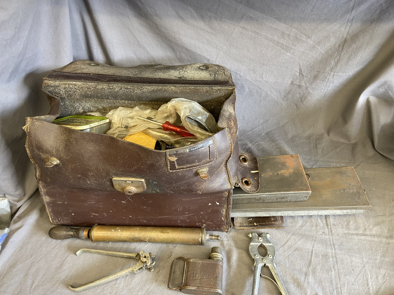 Typewriter repair tool bag
