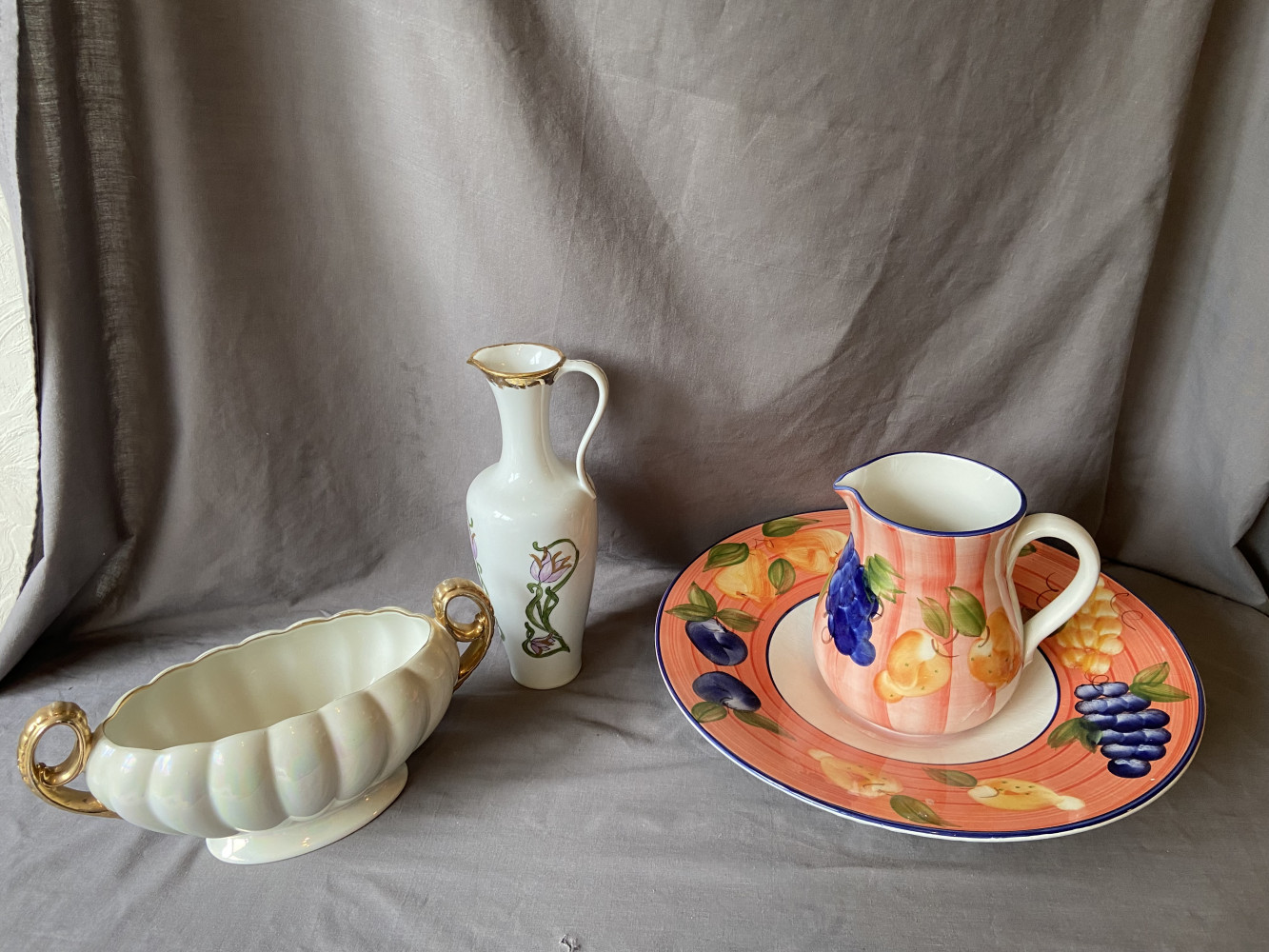 Deco table Centre piece, tall jug and large bowl and jug