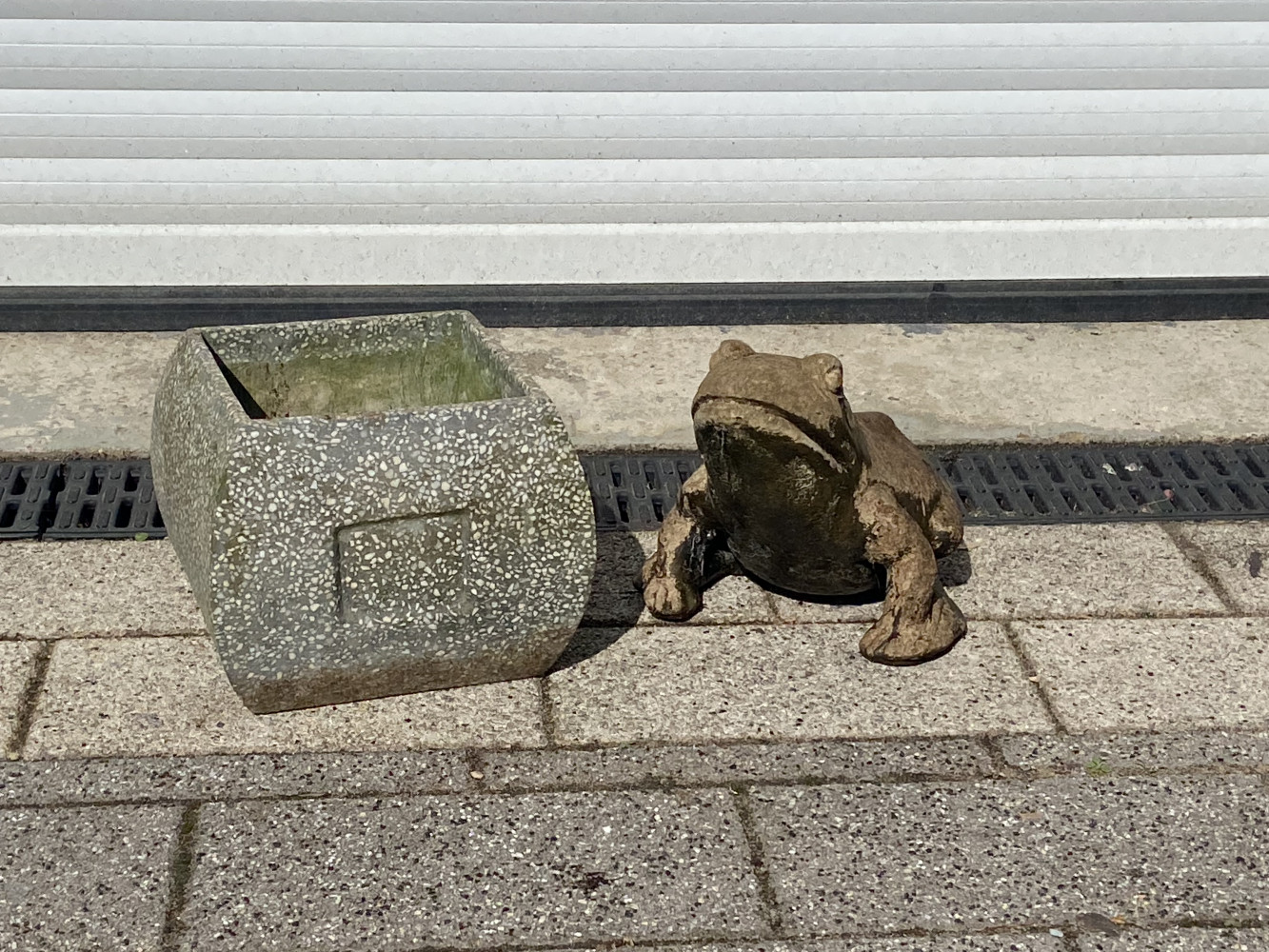 Granite pot and concrete frog