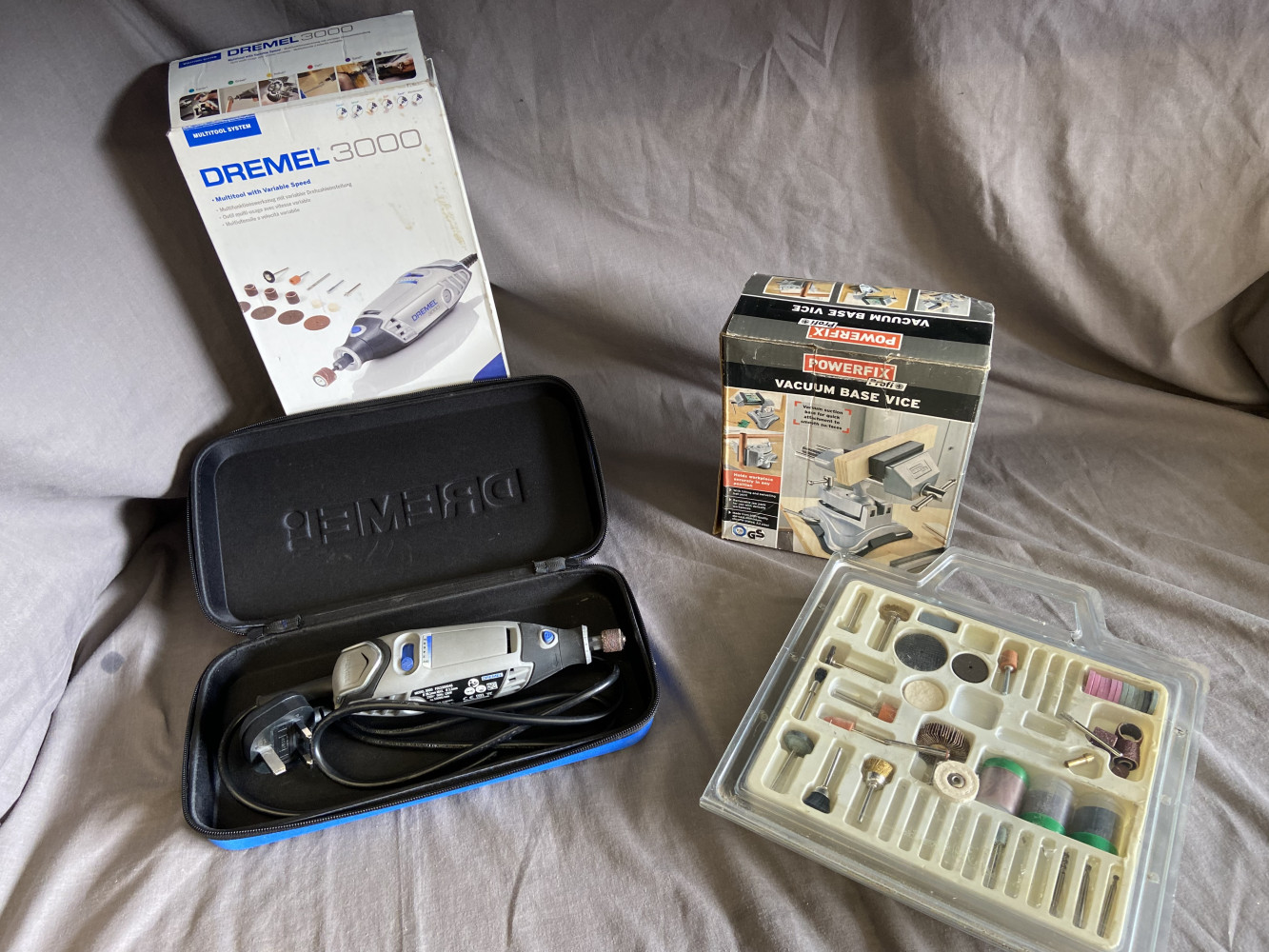 Dremel, accessories and vice