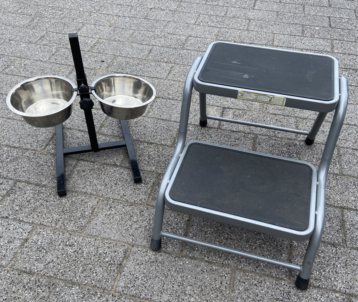 Caravan step and adjustable dog bowl
