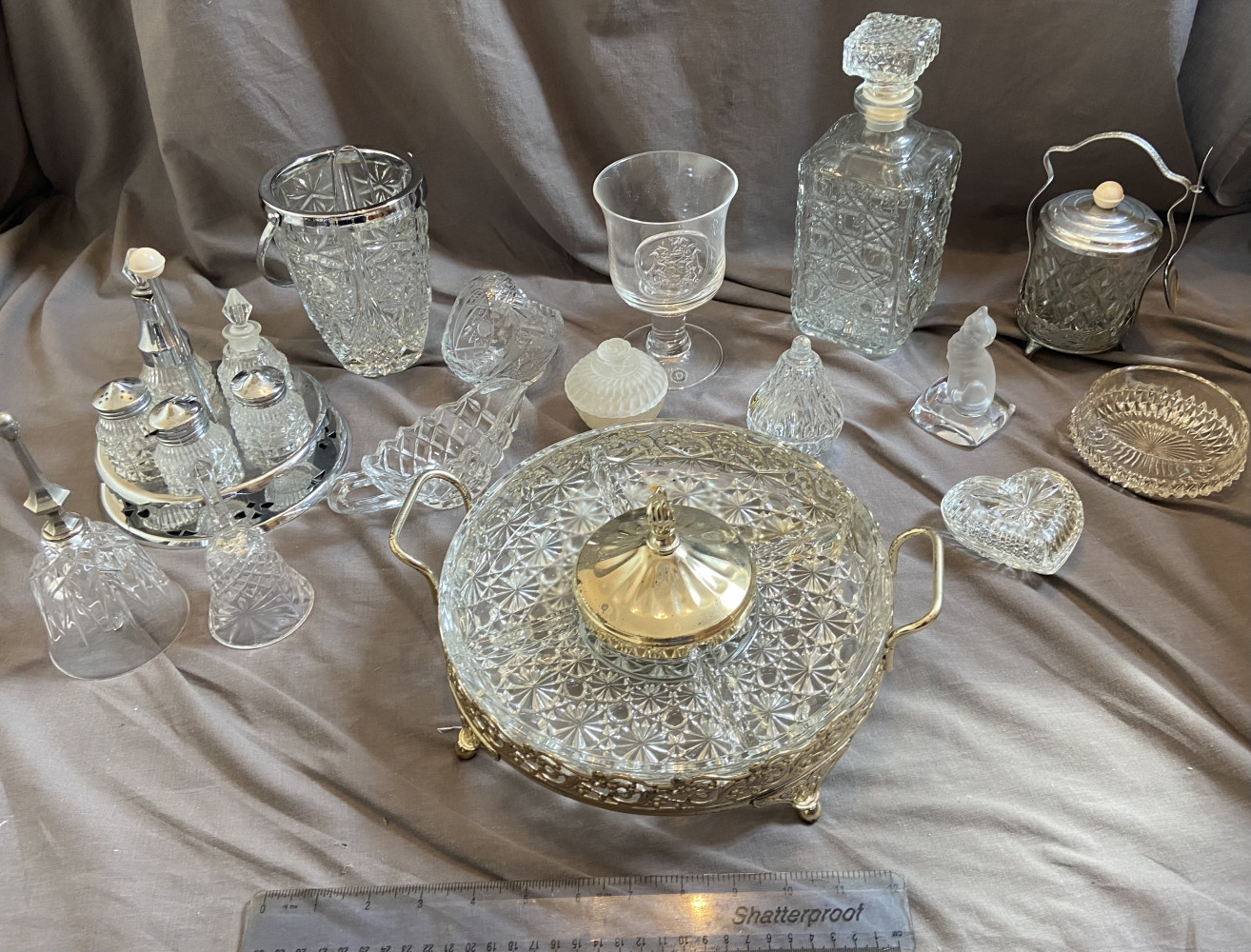 Large lot of mixed glassware