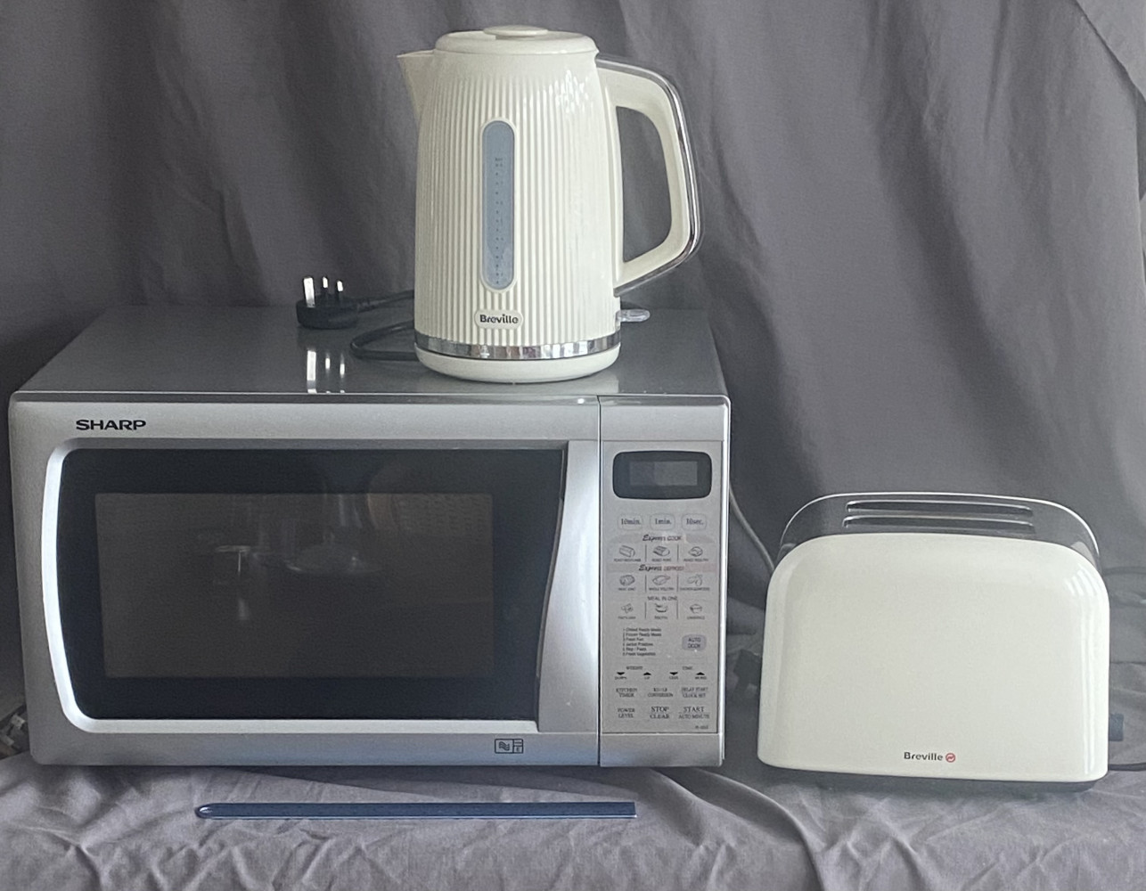 Microwave, Breville kettle and toaster