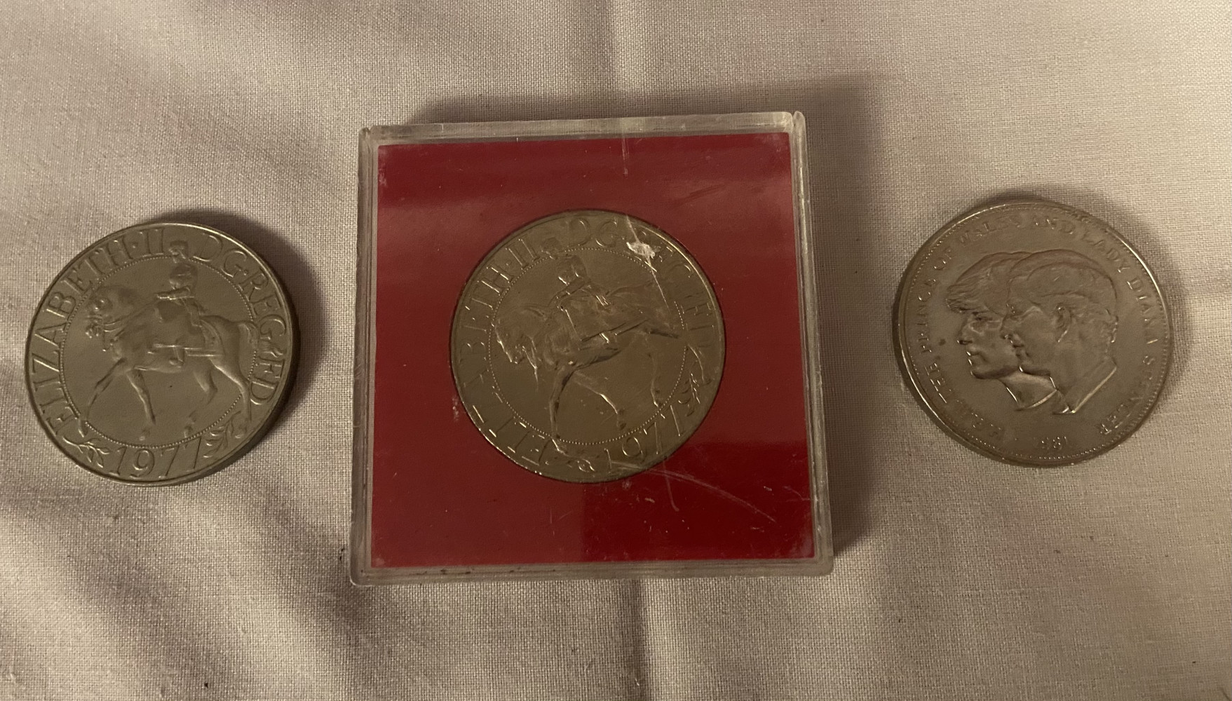 3 commemorative coins
