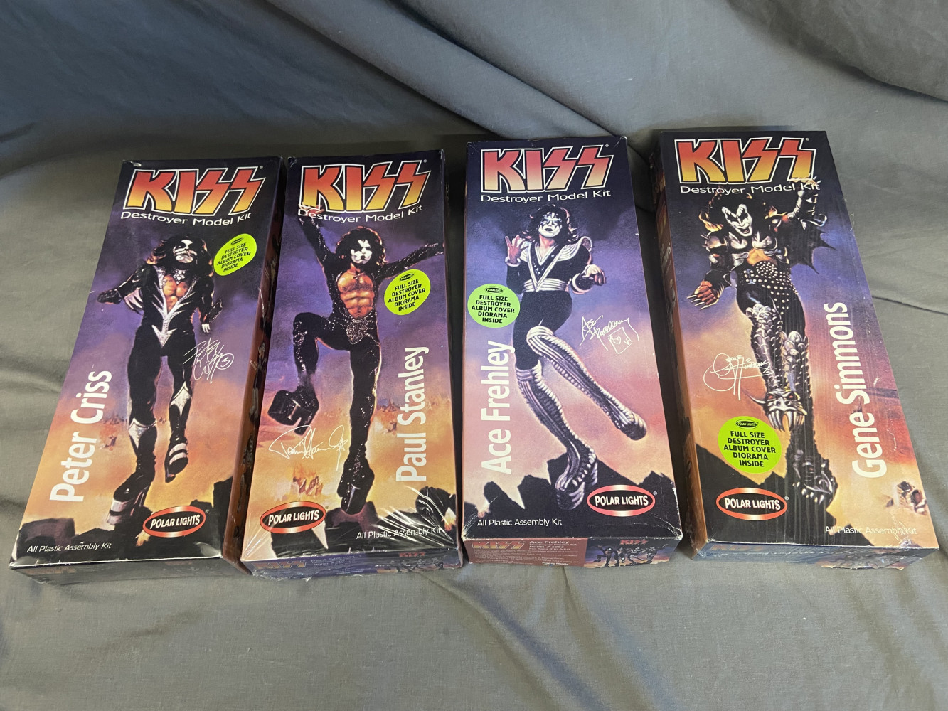 KISS model kits, 3 sealed.