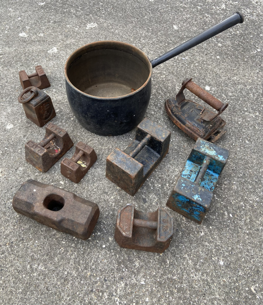Large pan and mixed vintage weights