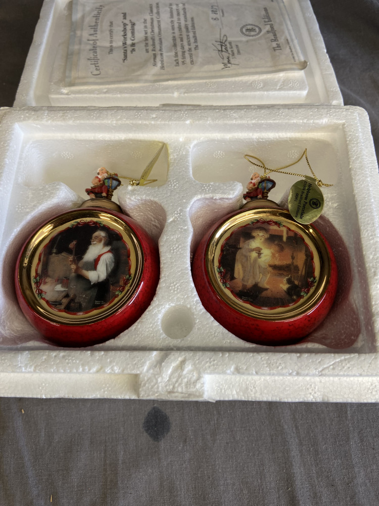 2 Collectable Christmas baubles