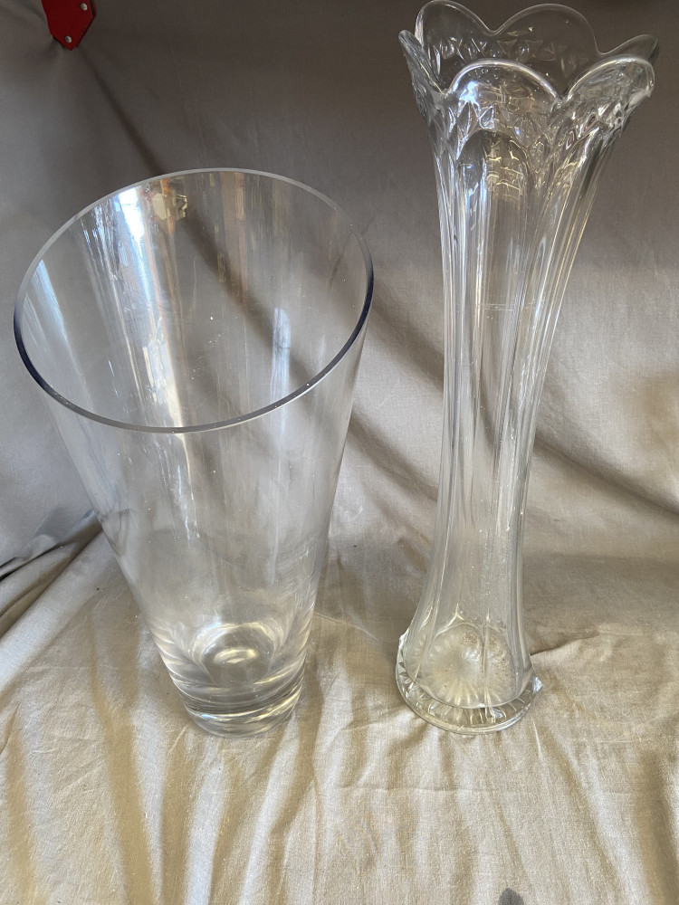 2 large glass vases, tallest one 52cms
