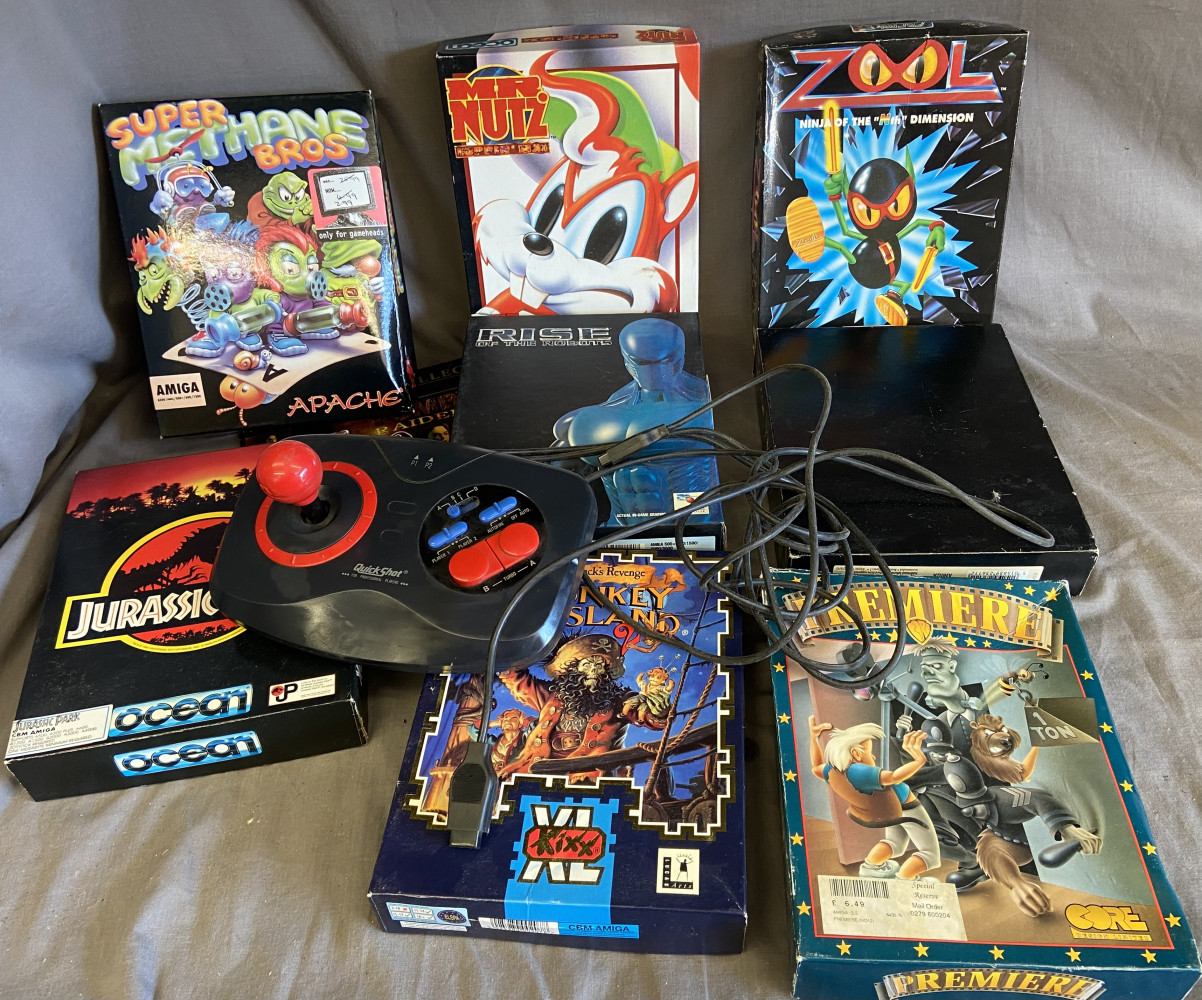 Commodore A600 joystick and games