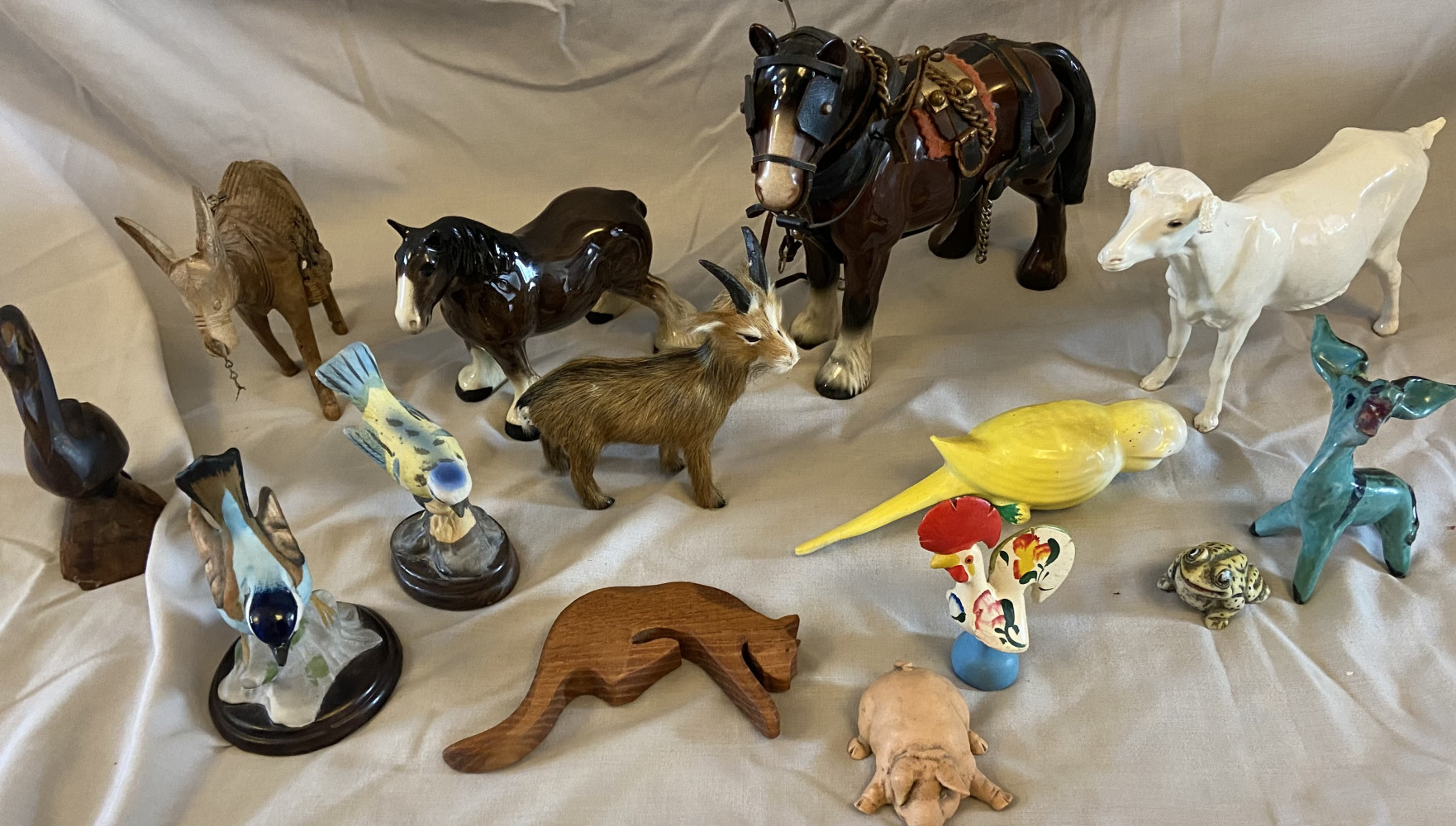 Mixed lot of animal figures