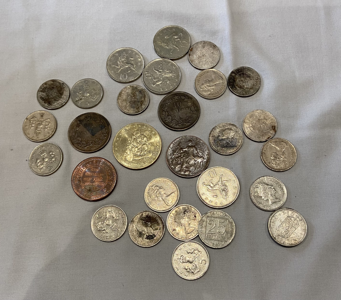 Lot of vintage English coins and others
