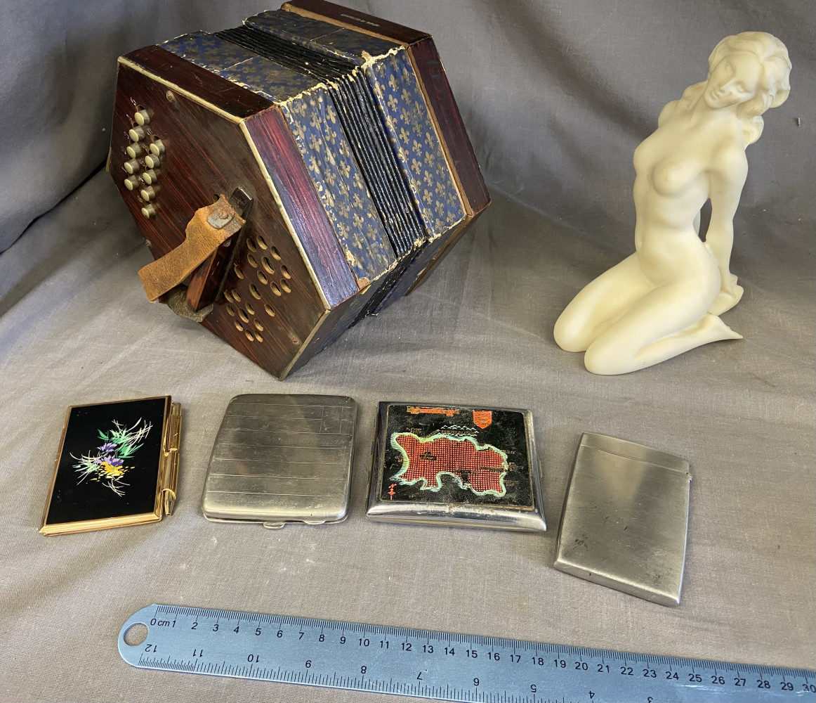 Beautiful figure, 4 metal boxes and an accordion
