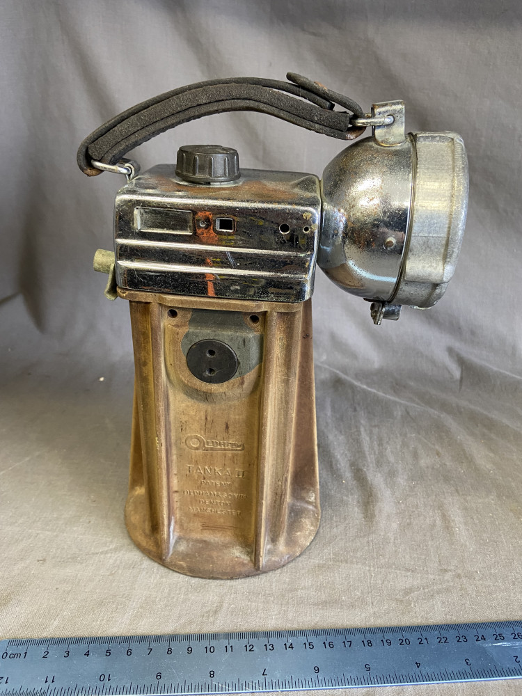Vintage Miners Lamp Converted to AA batteries