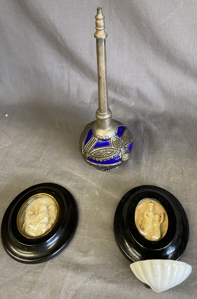 2 stone cameos and glass and metal perfume bottle