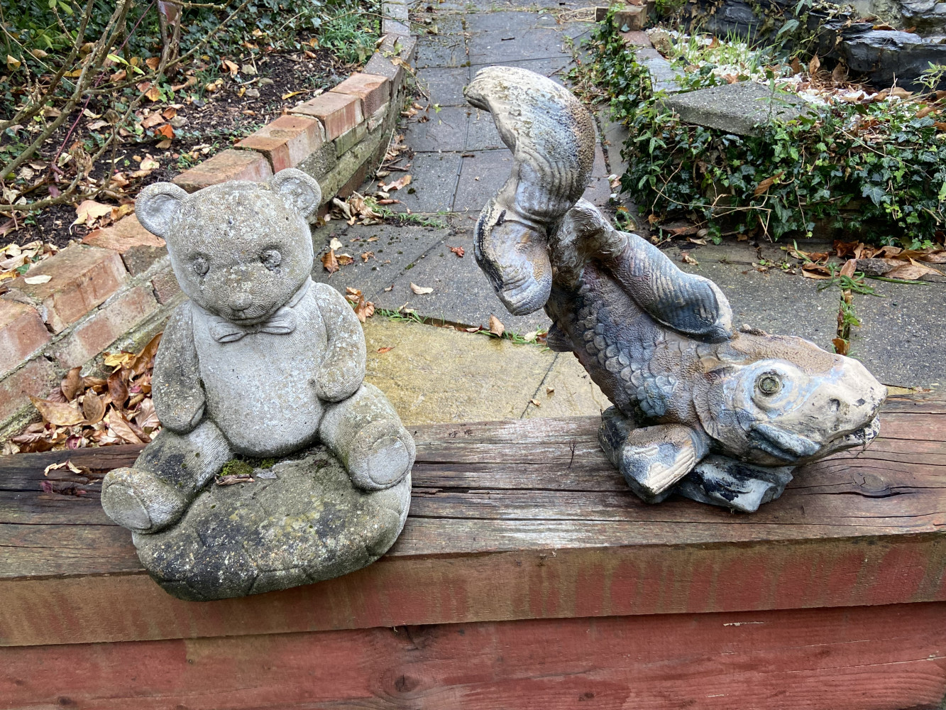 2 large heavy garden ornaments
