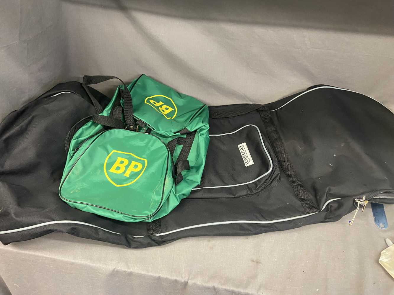 Pro-action golf carry bag and BP bag