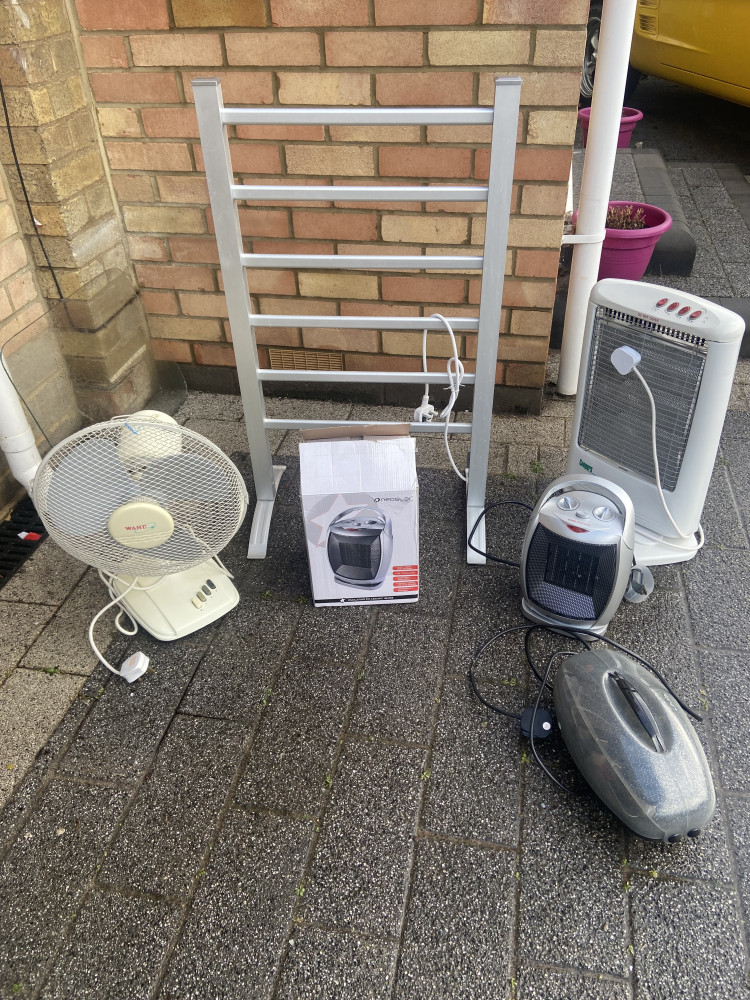 4 heaters, fan and hair roller set