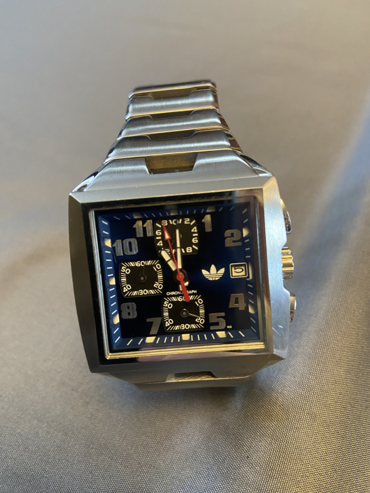 Adidas Vintage CSC3500 CHRONOGRAPH WRIST WATCH in box