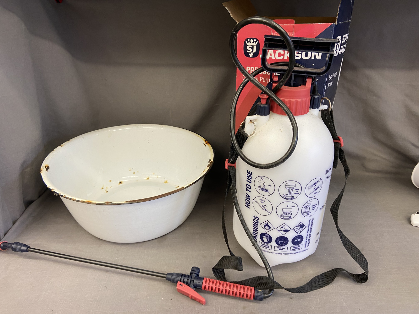 Large vintage enamel bowl 38cms and garden sprayer