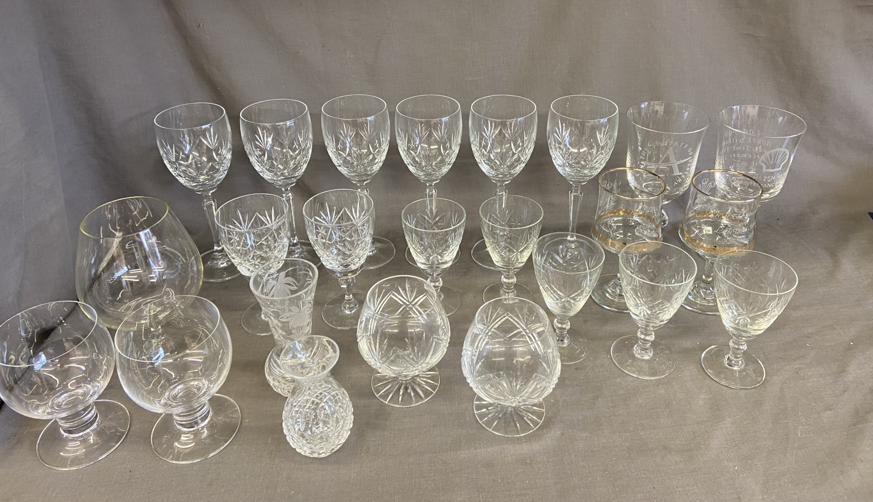 Large lot of mixed sets of quality glasses