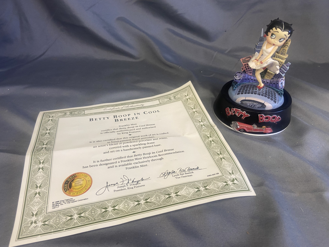 Franklin Mint Betty Boop in Cool Breeze limited edition figurine