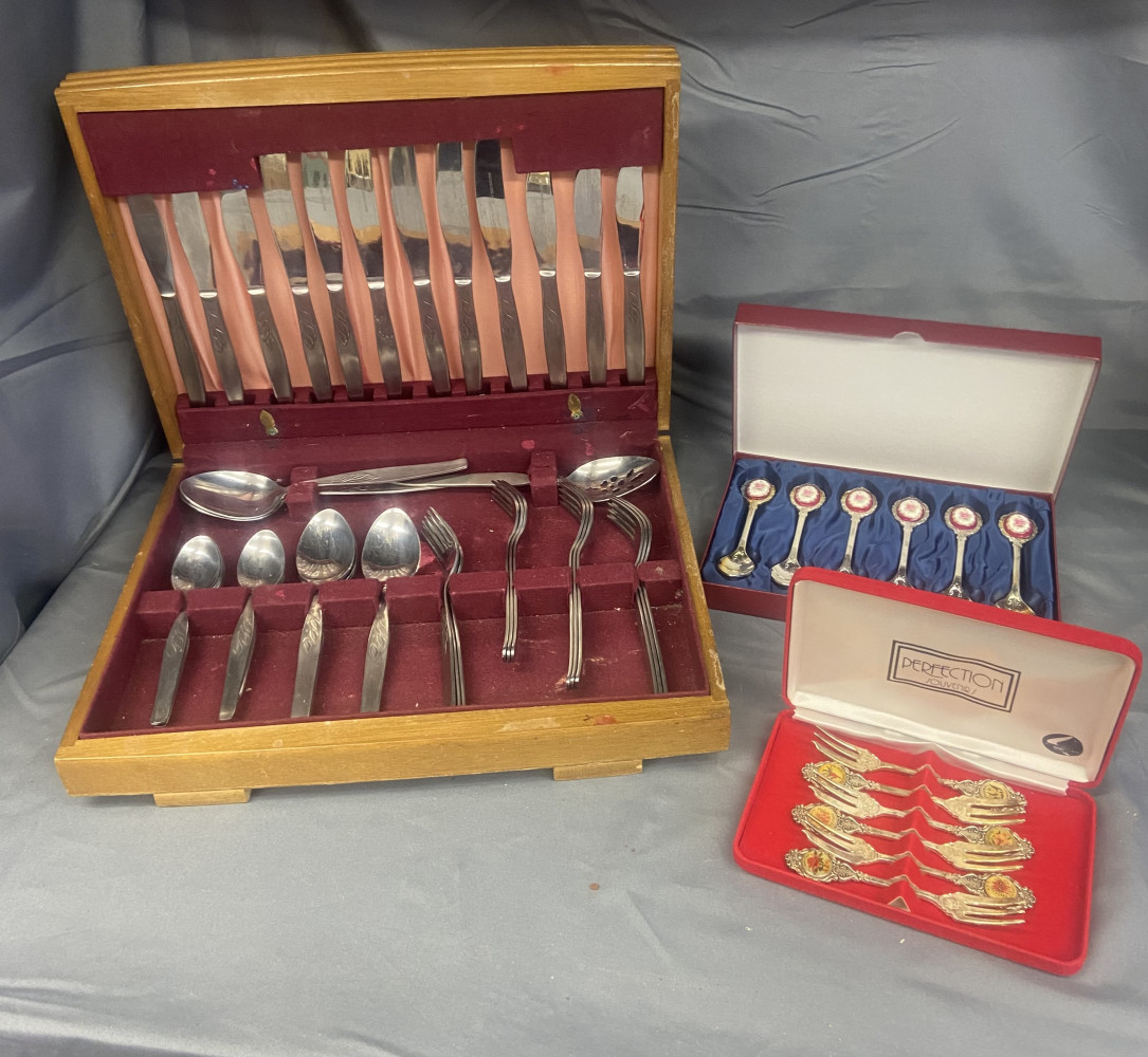 Canteen of stainless steel cutlery and 2 sets of spoons in cases