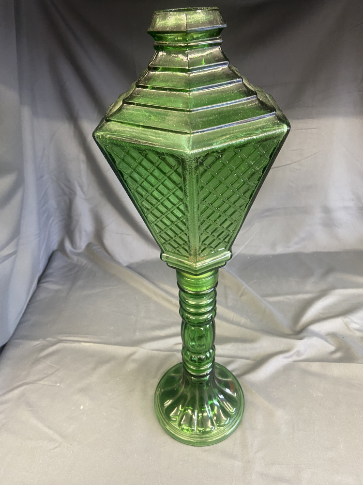 Stunning Italian green glass lamp, comes apart to fit candle inside 53cms tall