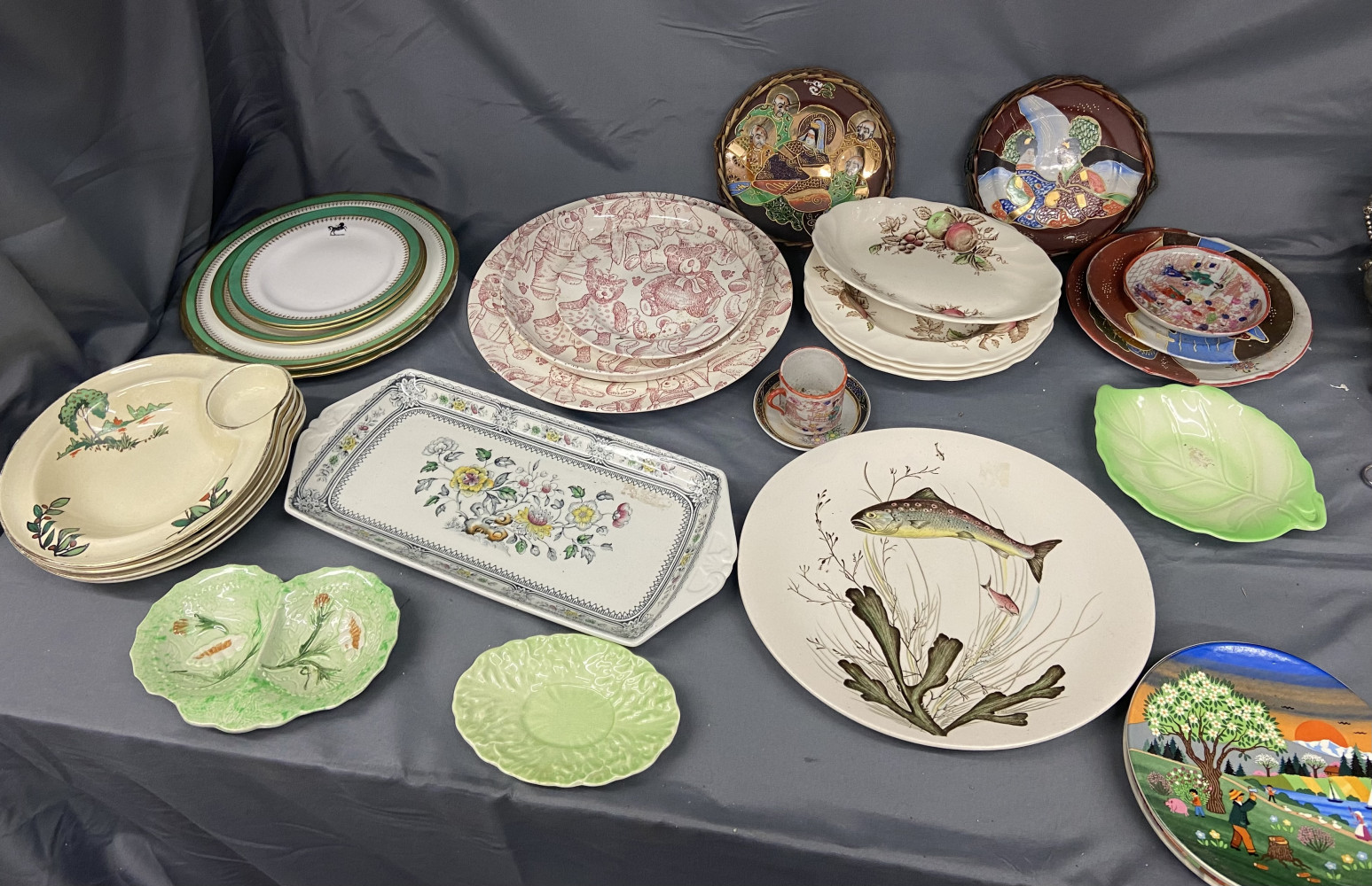 Large lot of mixed collectable plates, including Spode, copland and carltonware