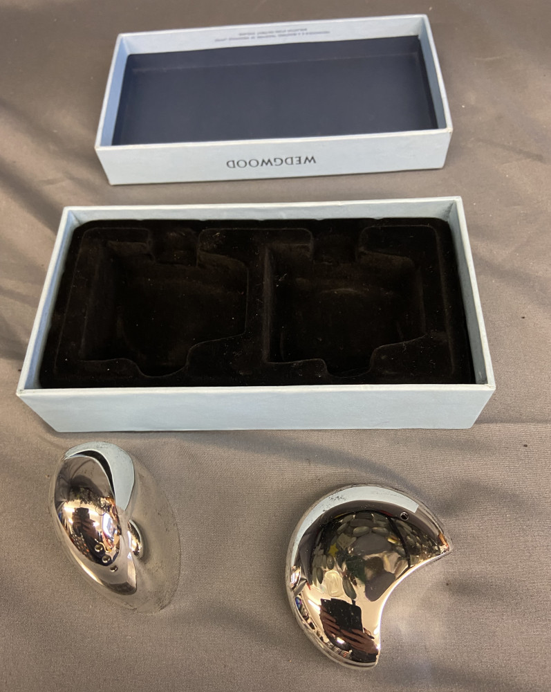 Wedgwood Silver Plated Vera Wang Designer Salt&Pepper In Gift Box