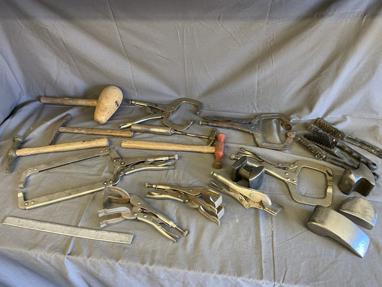 Welding Sundries, Clamps, brushes, hammers