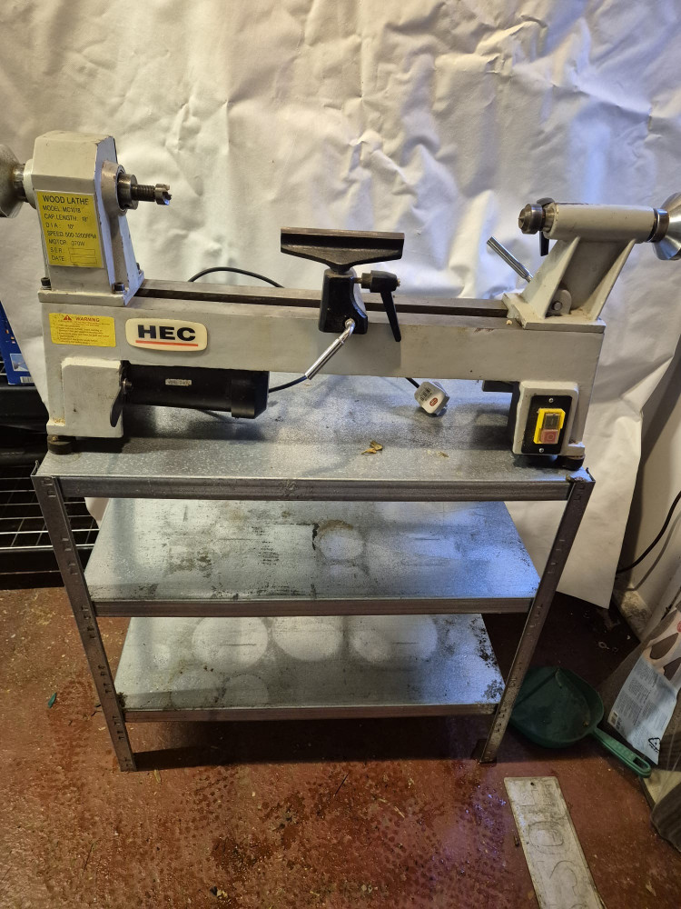 HEC wood lathe working