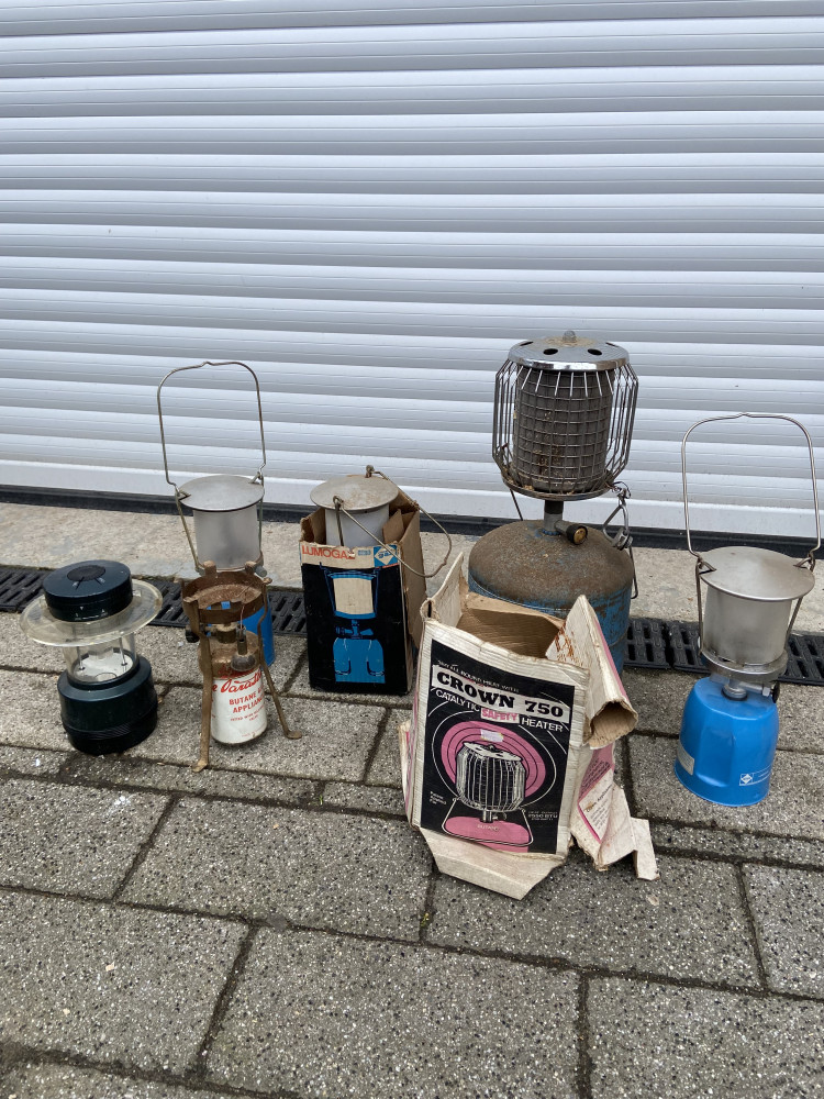 Mixed lot of Gaz lanterns