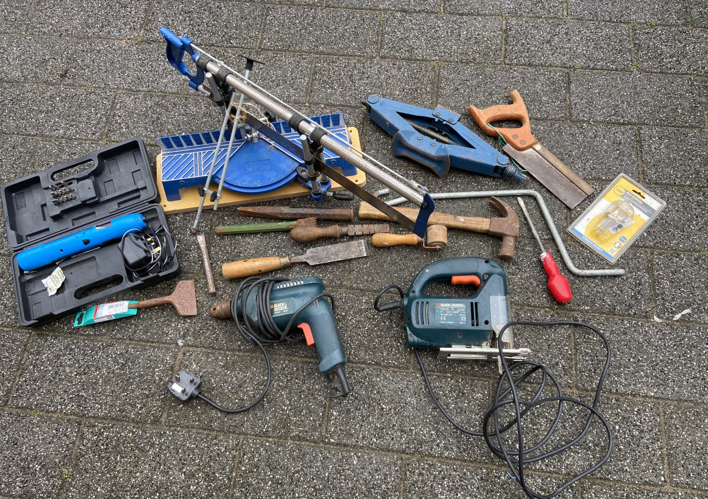 Mixed tools including power tools