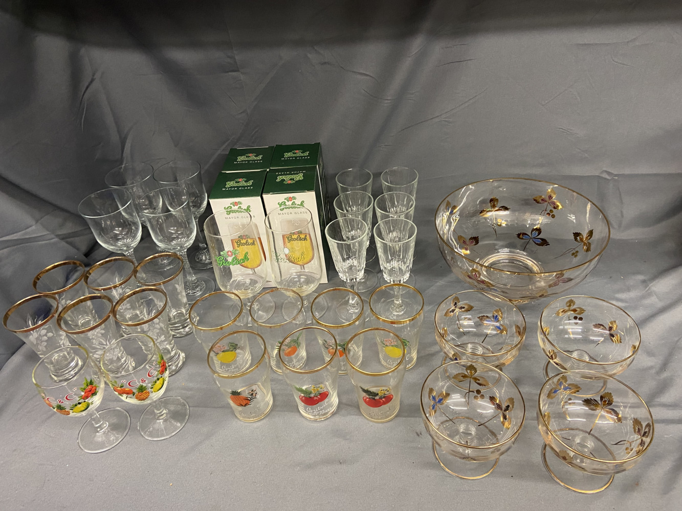 Mixed sets of small bar glasses