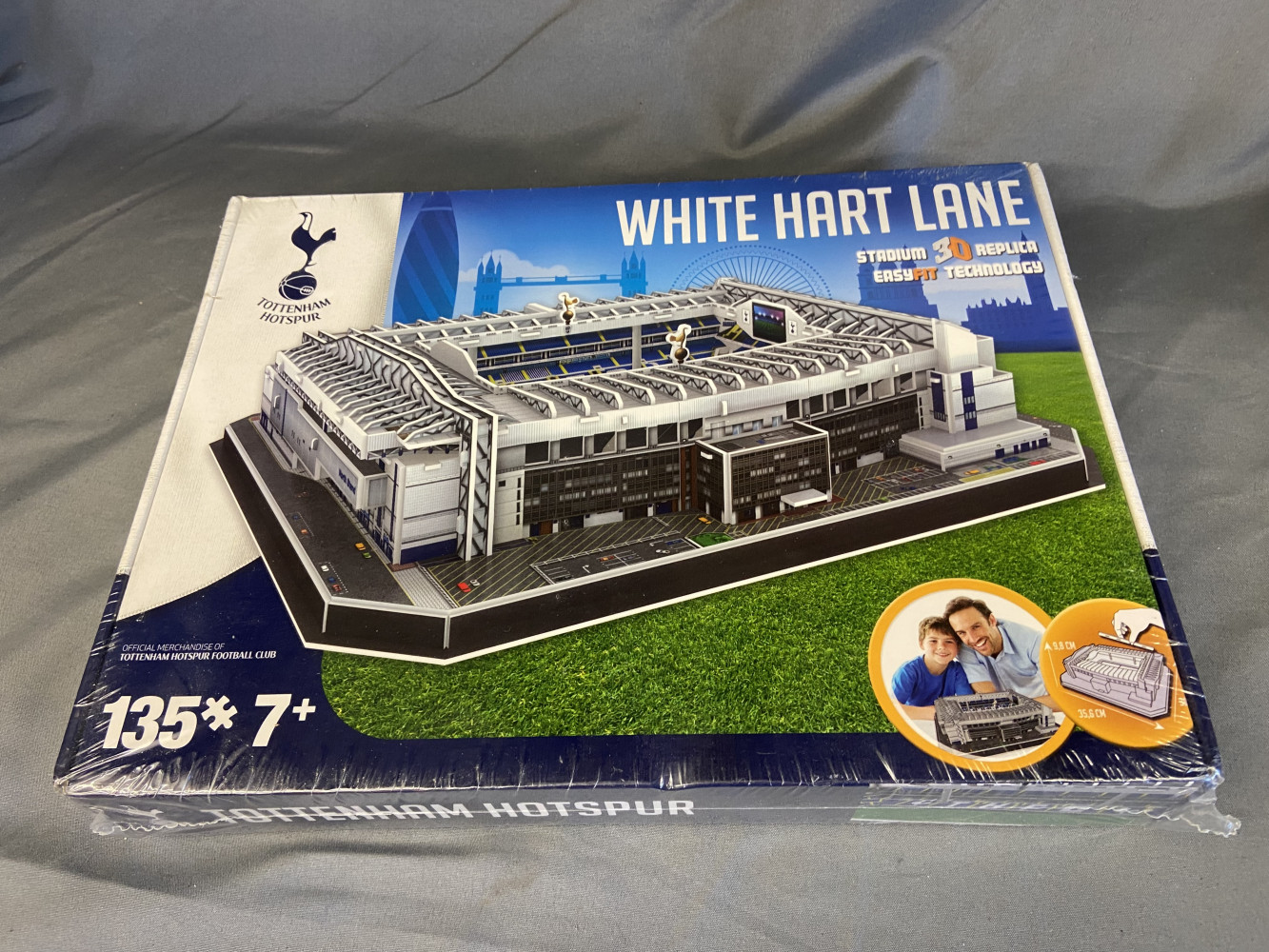 Collectable Tottenham Hotspur 3D Stadium puzzle of White Hart Lane
