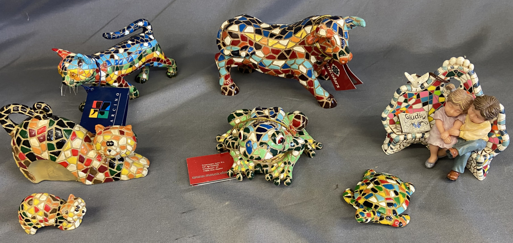 Various small Mosaic figures
