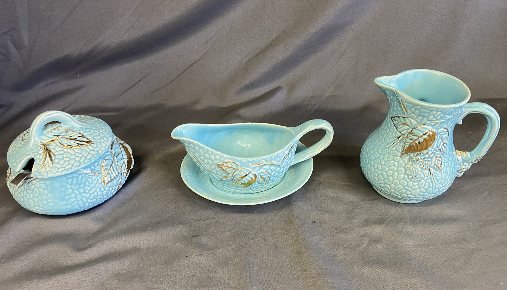 Vintage Wade porcelain " Turquoise Bramble" pattern, manufactured in England during the 1950s