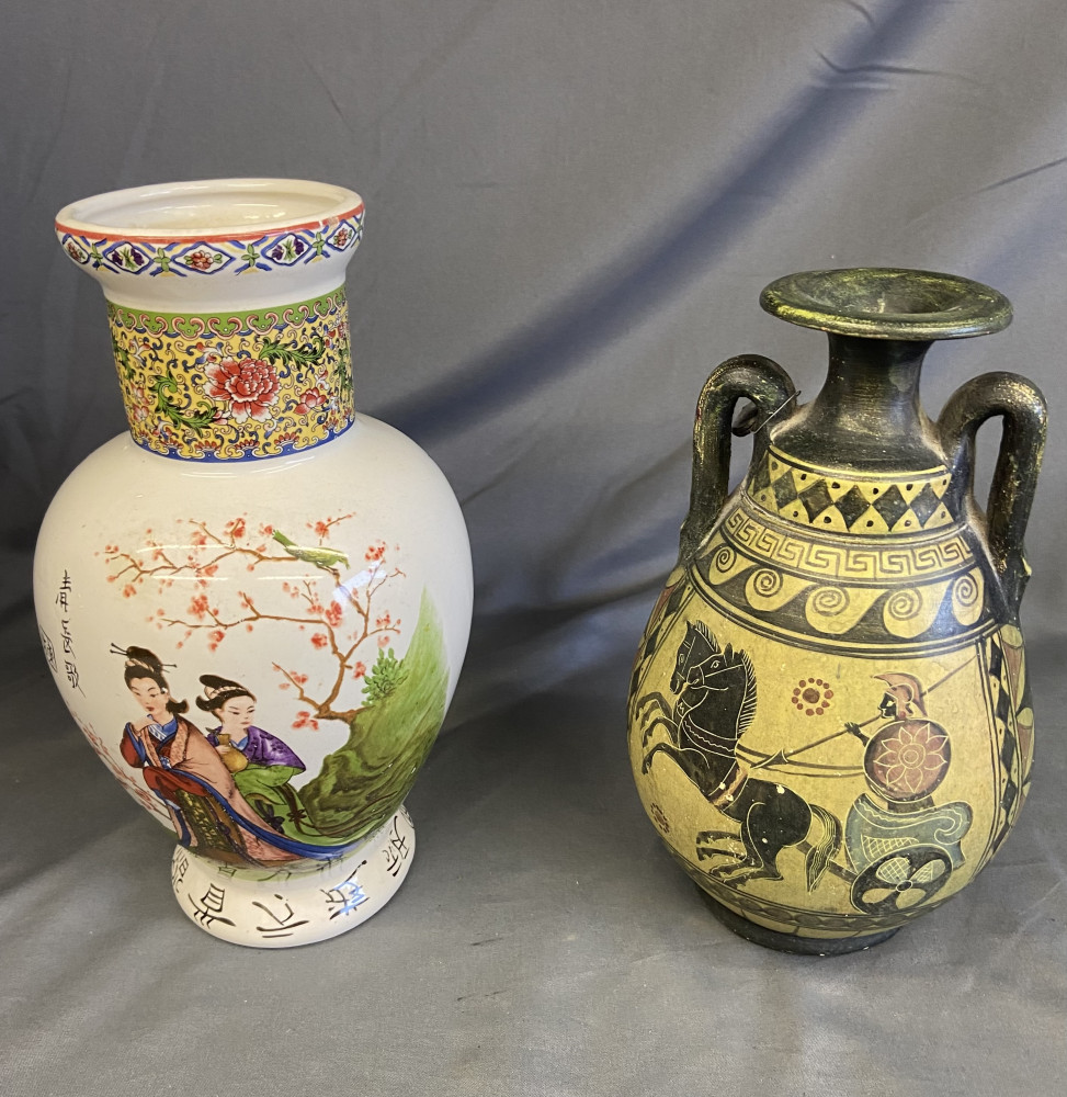 2 ceramic vases great decorative items