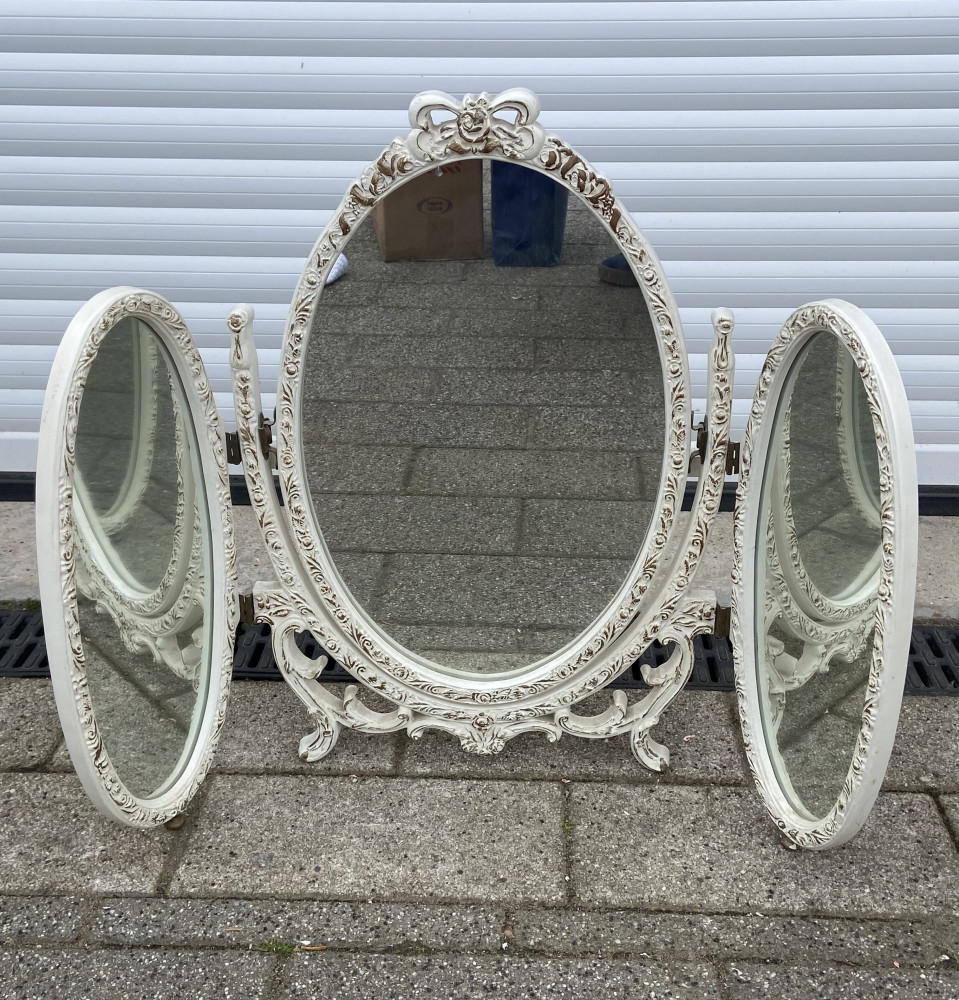 Folding dressing table mirror