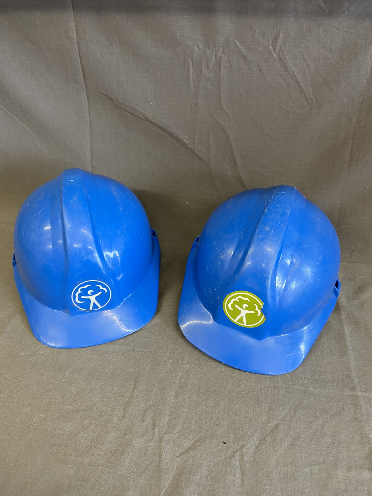 2 Hard Hats