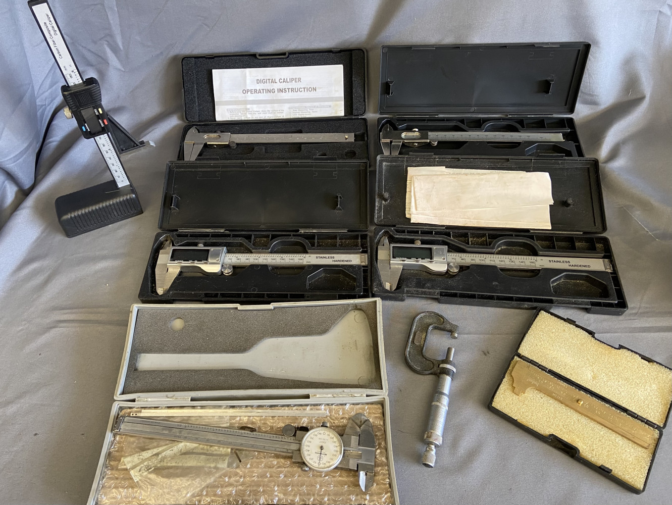 Lot of Verner calipers, micrometer, and other measuring devices