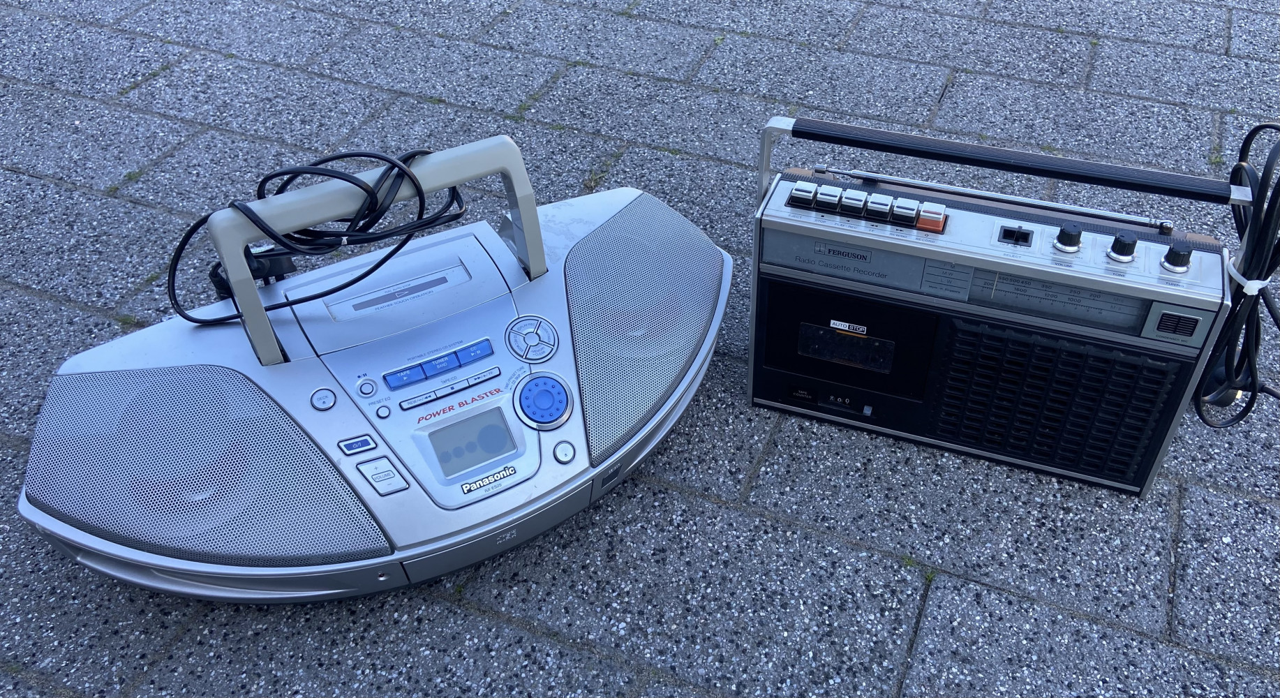 2 radios both working