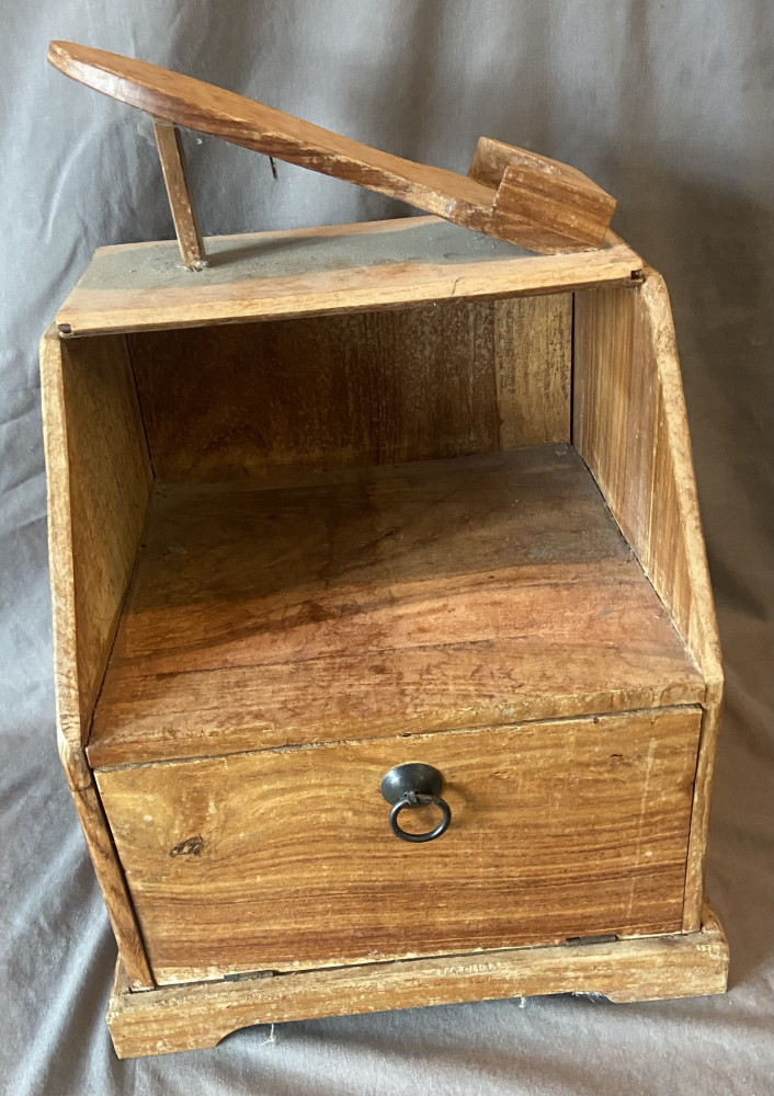 Original wooden shoe shine box 48 cms high
