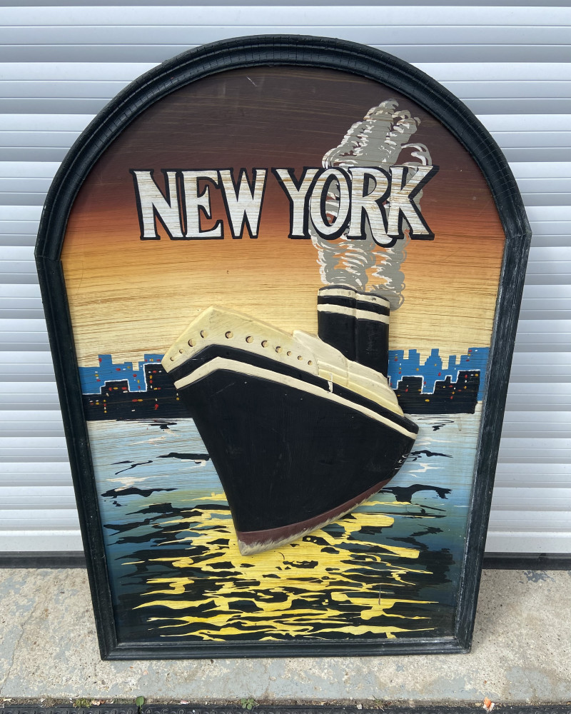 Large 3D New York Titanic sign