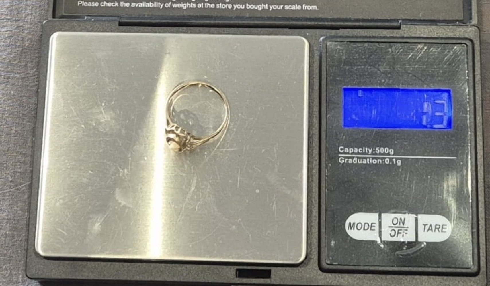 9ct hallmarked Cameo Ring total weight 1.3 grams