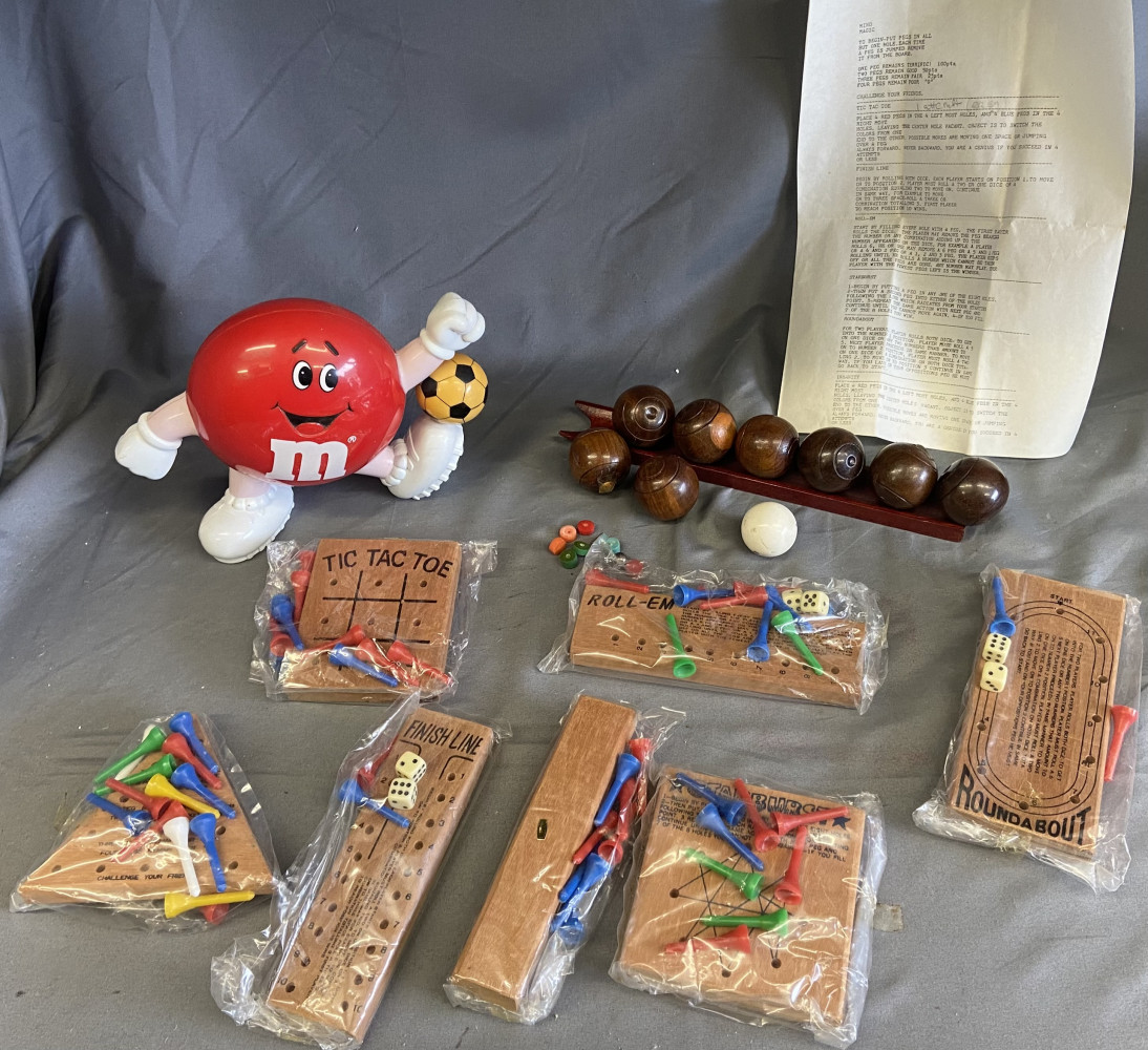 Vintage M&M figure, wooden small bowls set and lot of vintage wooden games