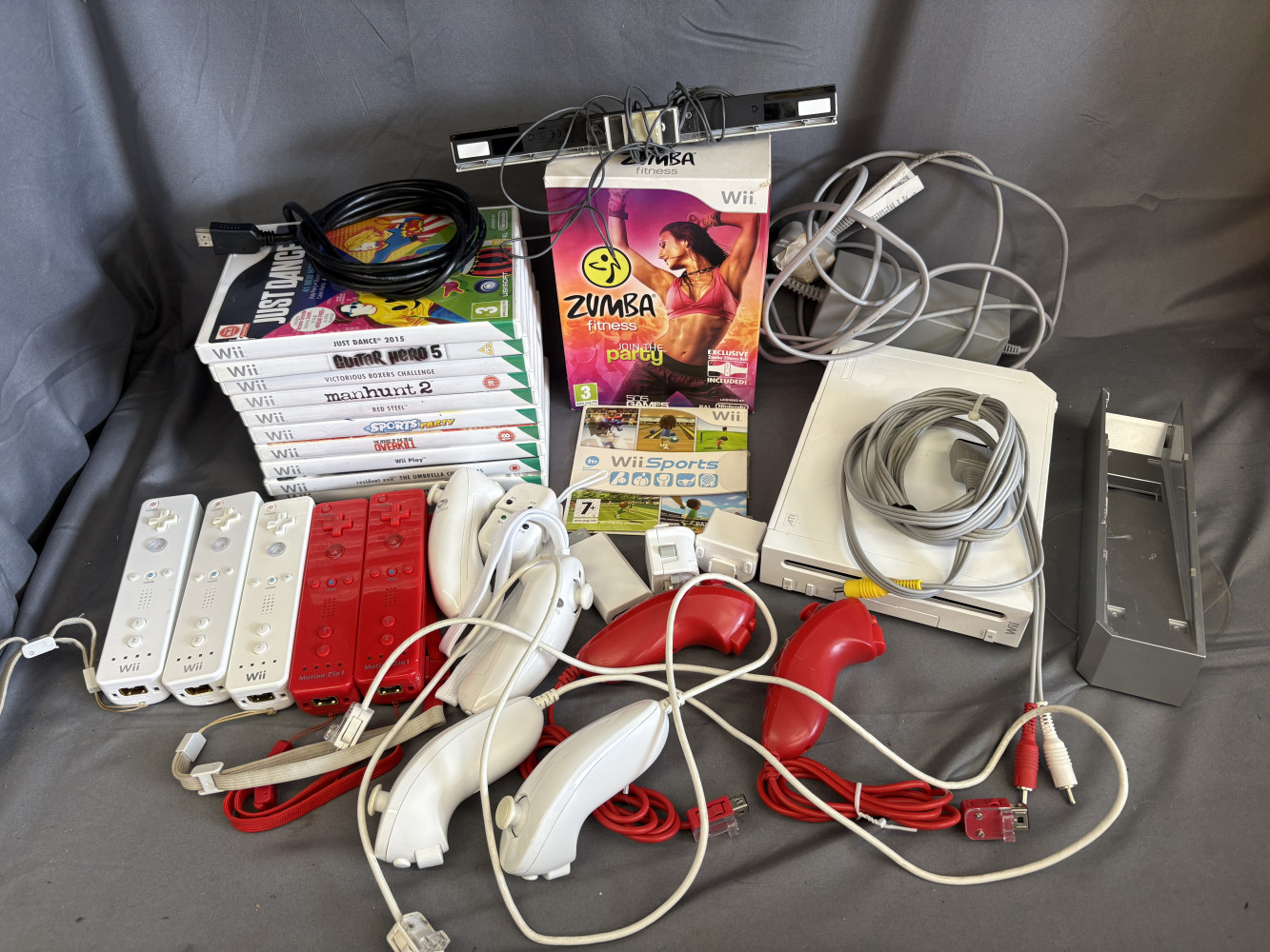 Nintendo WII, games, controllers and other accessories