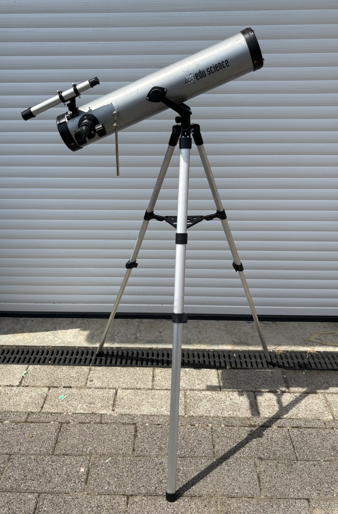 Edu-Science reflector telescope with stand